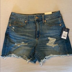 Universal thread shorts
